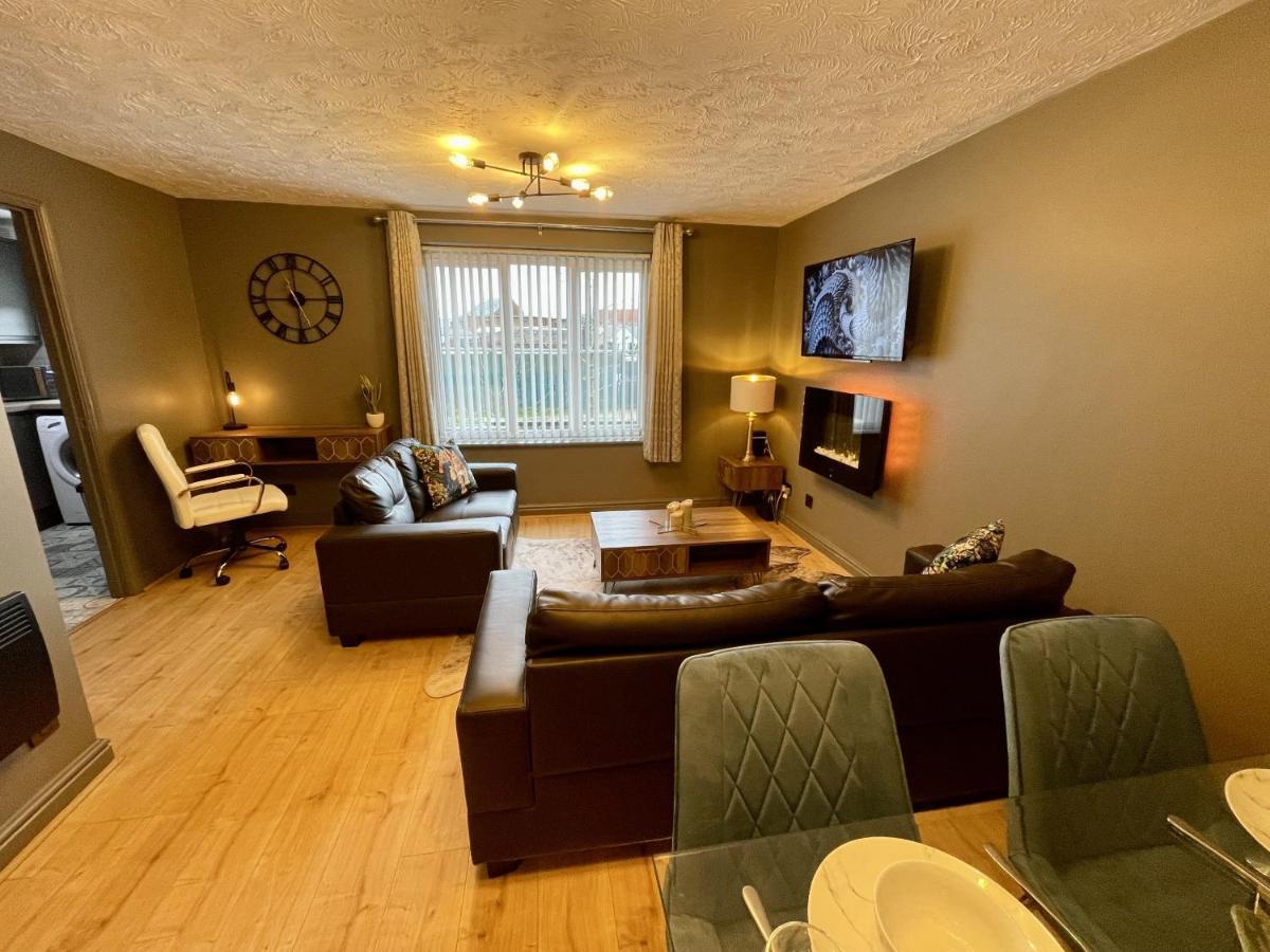 No24 - 2-Bed Boutique Apartment - Hosted By Hutch Lifestyle Leamington Spa Kültér fotó