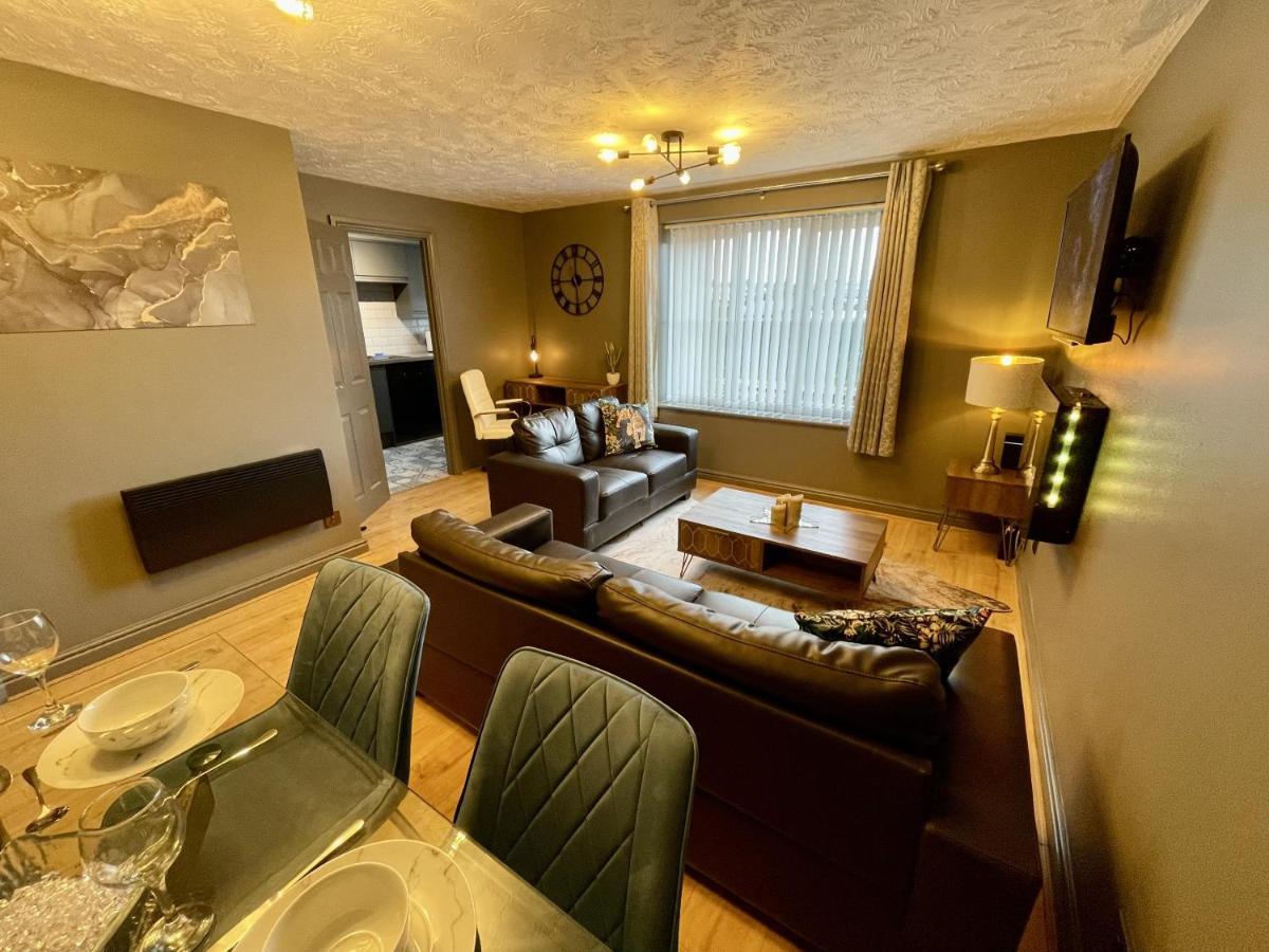 No24 - 2-Bed Boutique Apartment - Hosted By Hutch Lifestyle Leamington Spa Kültér fotó