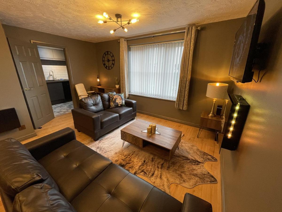 No24 - 2-Bed Boutique Apartment - Hosted By Hutch Lifestyle Leamington Spa Kültér fotó