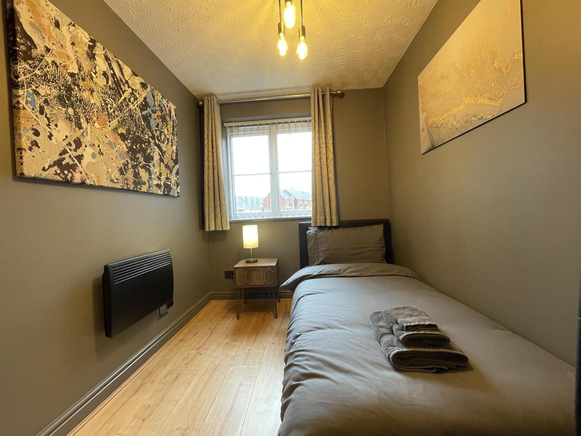 No24 - 2-Bed Boutique Apartment - Hosted By Hutch Lifestyle Leamington Spa Kültér fotó